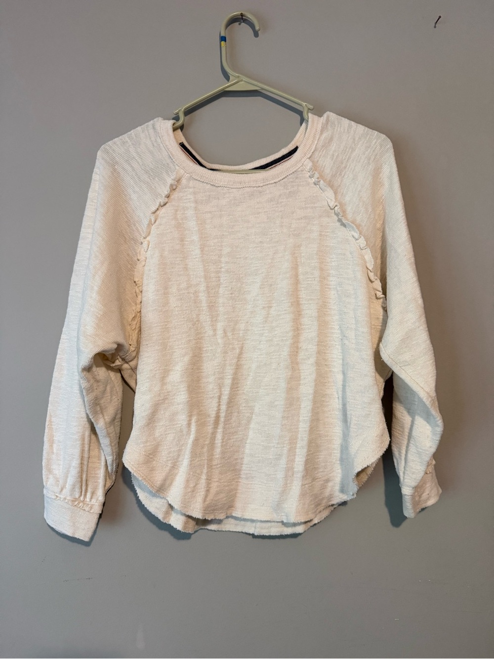 Pilcro Women's Cream Long-Sleeve Ruffled Top